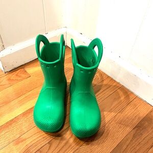 CROCS Kids Vibrant Green Rain Boots